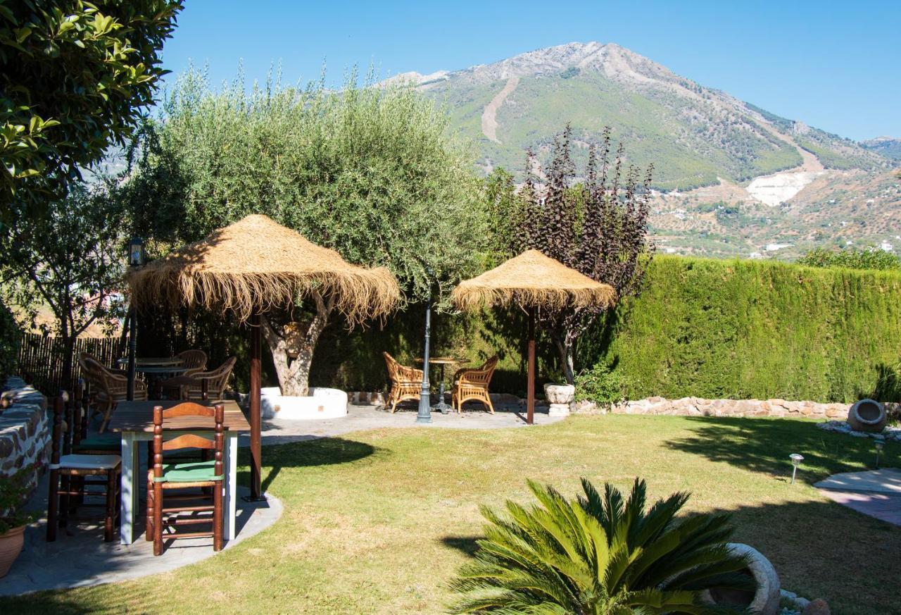 Hotel Cortijo De Salia Alcaucín Εξωτερικό φωτογραφία
