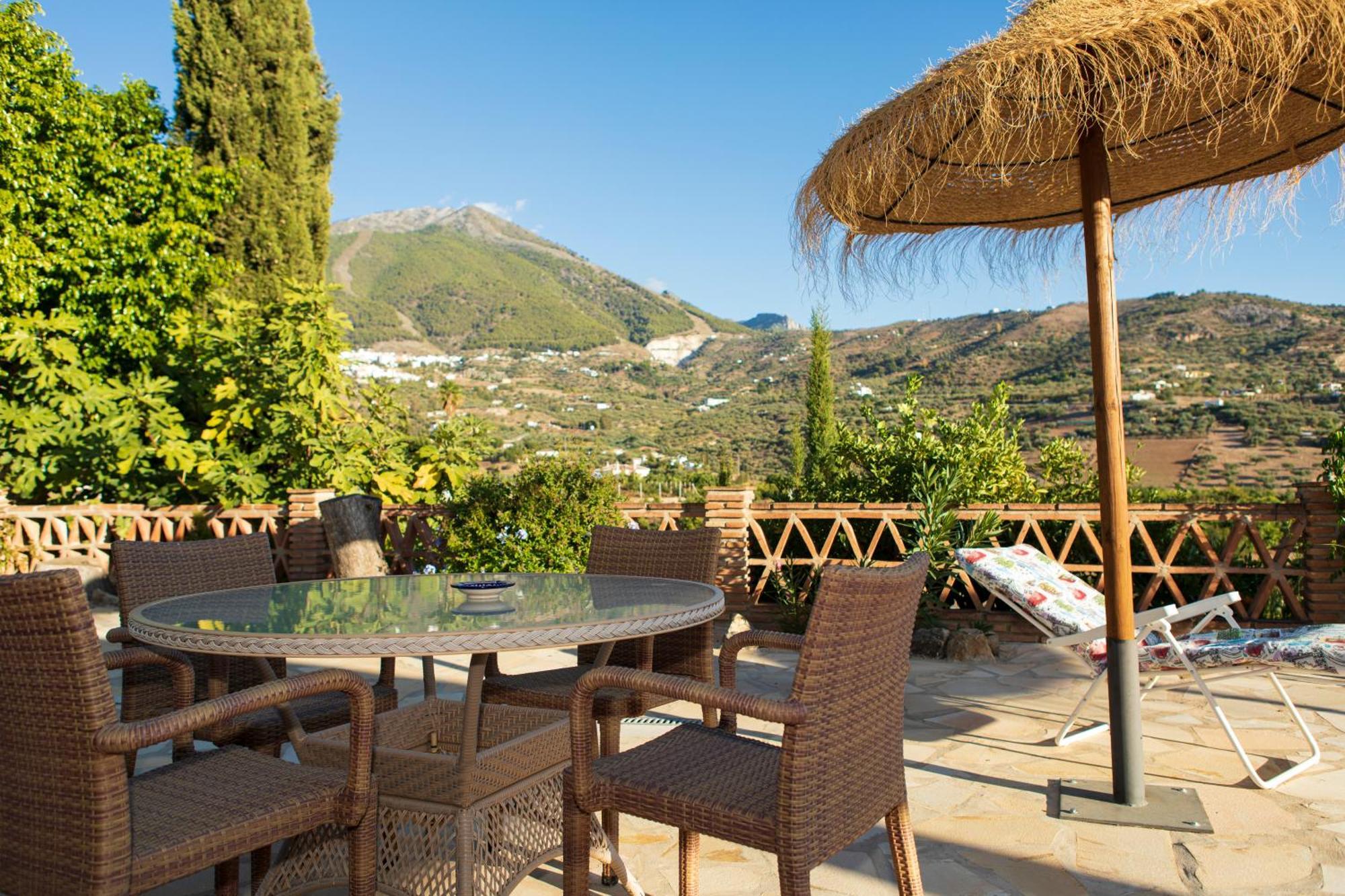 Hotel Cortijo De Salia Alcaucín Δωμάτιο φωτογραφία