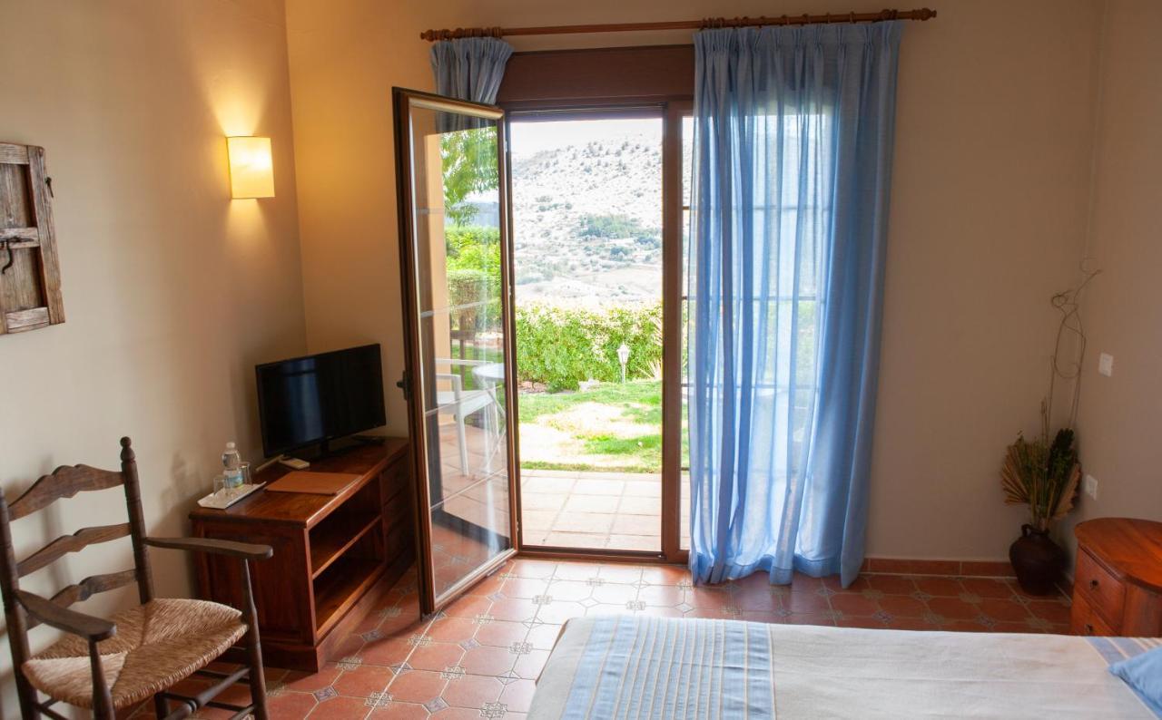 Hotel Cortijo De Salia Alcaucín Εξωτερικό φωτογραφία
